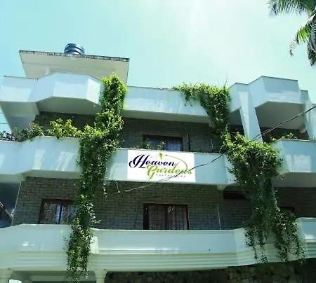 Heaven Gardens Hotel Kochi Exterior photo